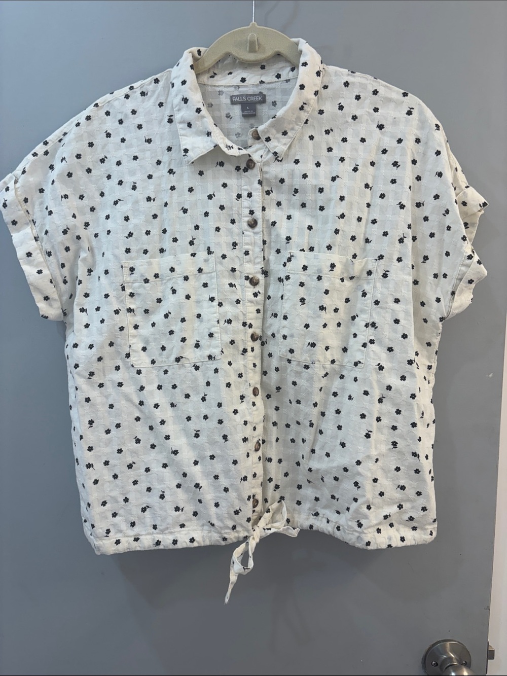 Falls Creek White Button-Front Short Sleeve Shirt with Black Flower Print